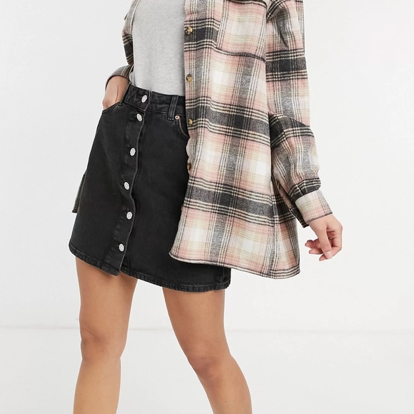 Top shop denim button through skirt in black size 2 - Picture 1 of 6